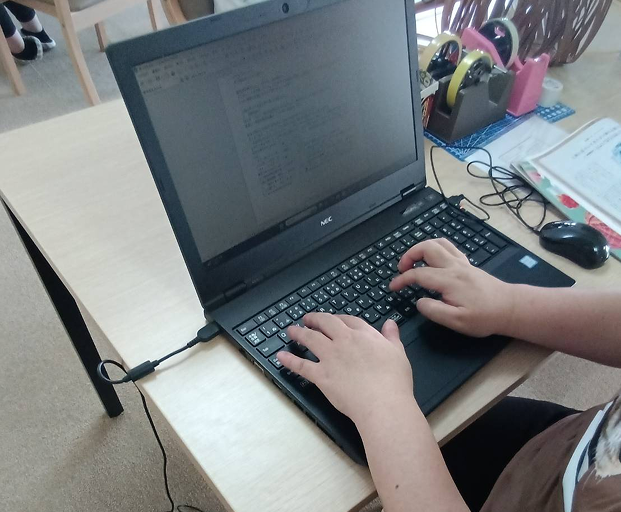 ネット販売（ハンドメイド作品、コストコ再販）